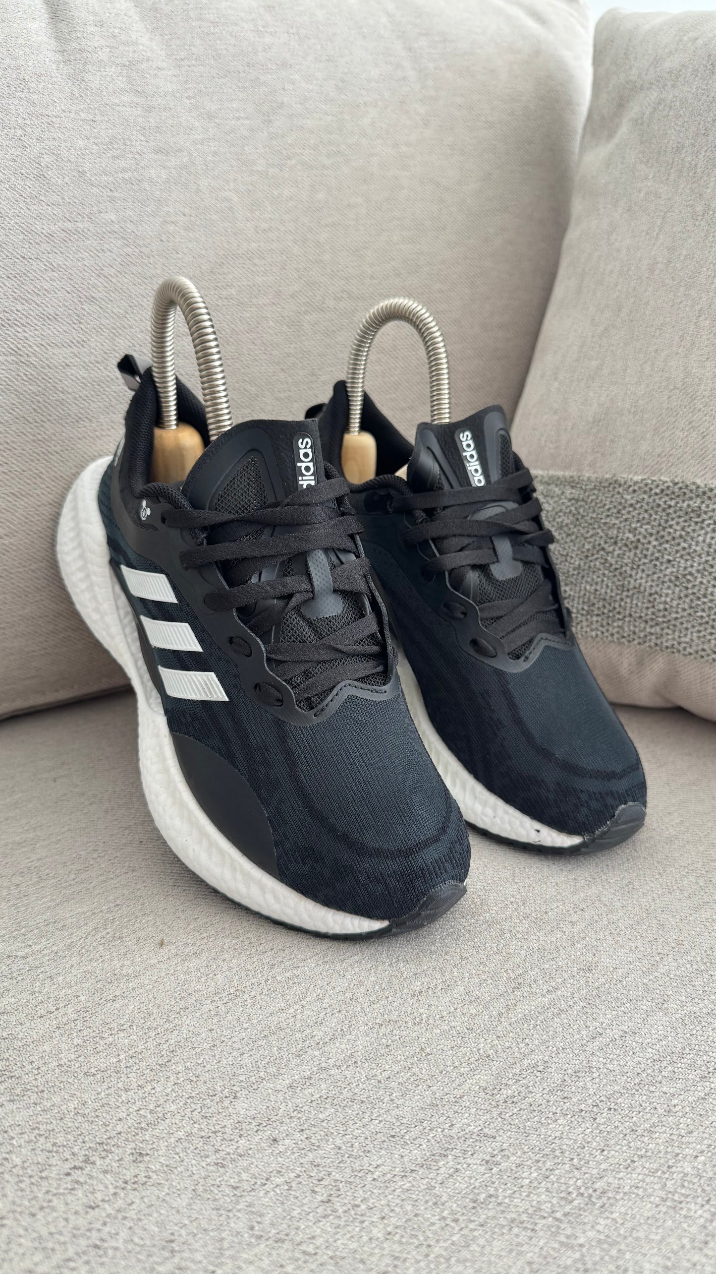 ADIDAS MICKEY NEGRO BLANCO