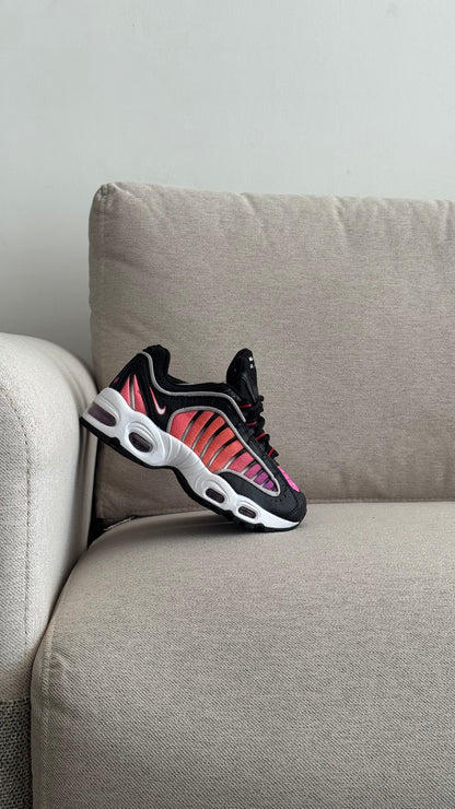 NIKE  TAIWILIND NEGRO COLOR NIÑOS