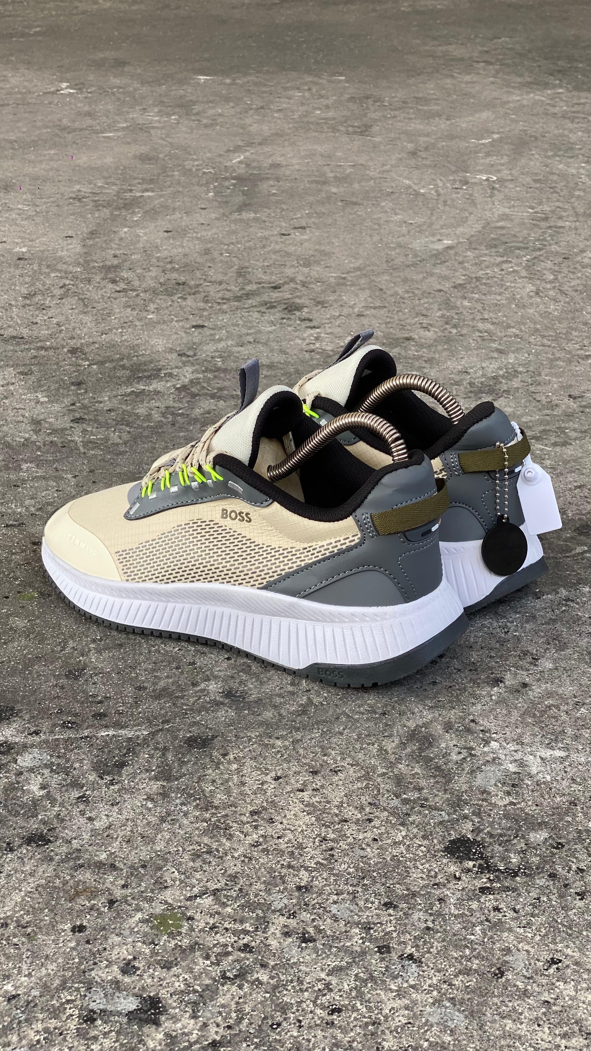 HUGO BOSS 2026 BEIGE GRIS