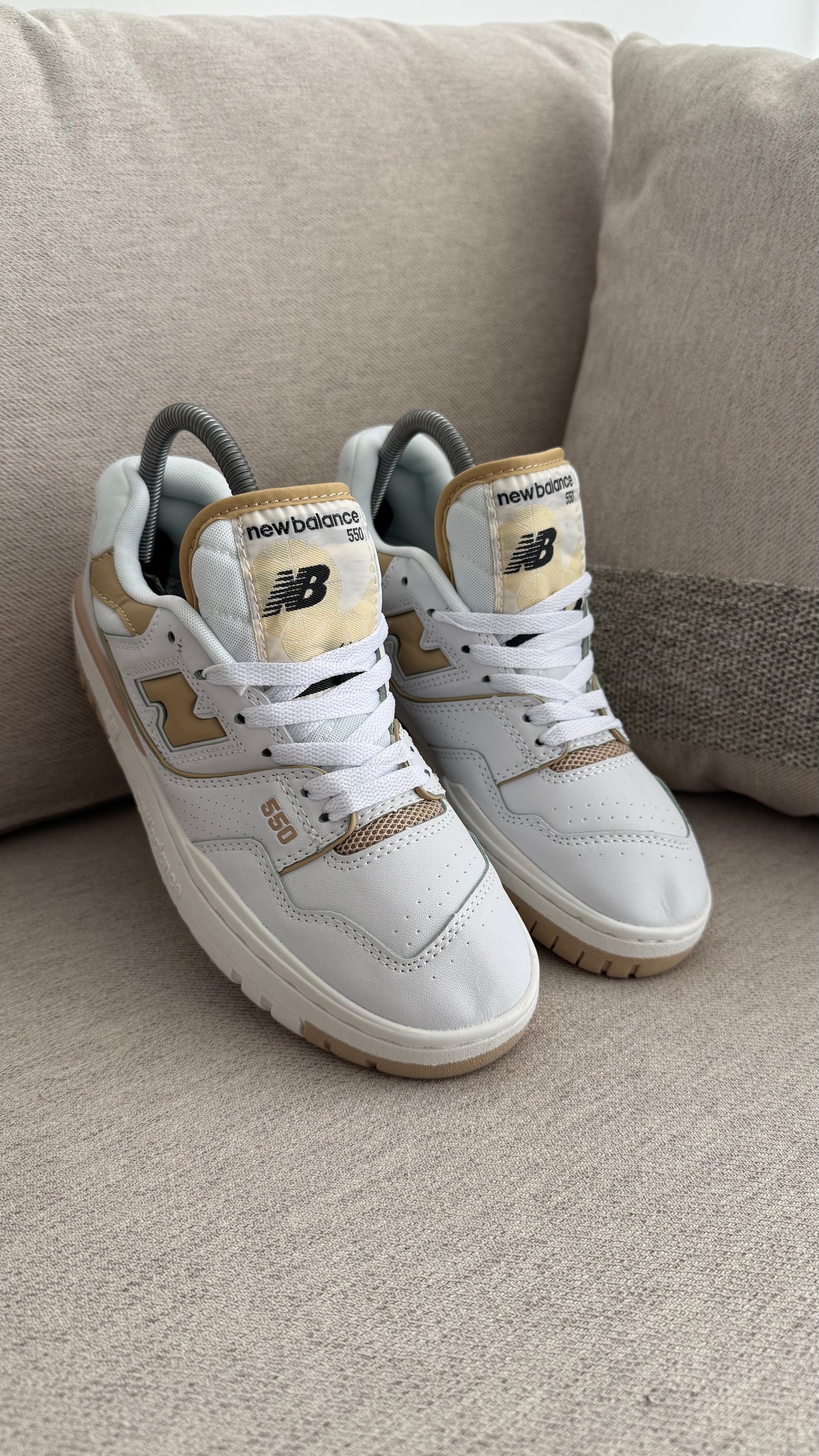NEW BALANCE 550 BLANCO BEIGE