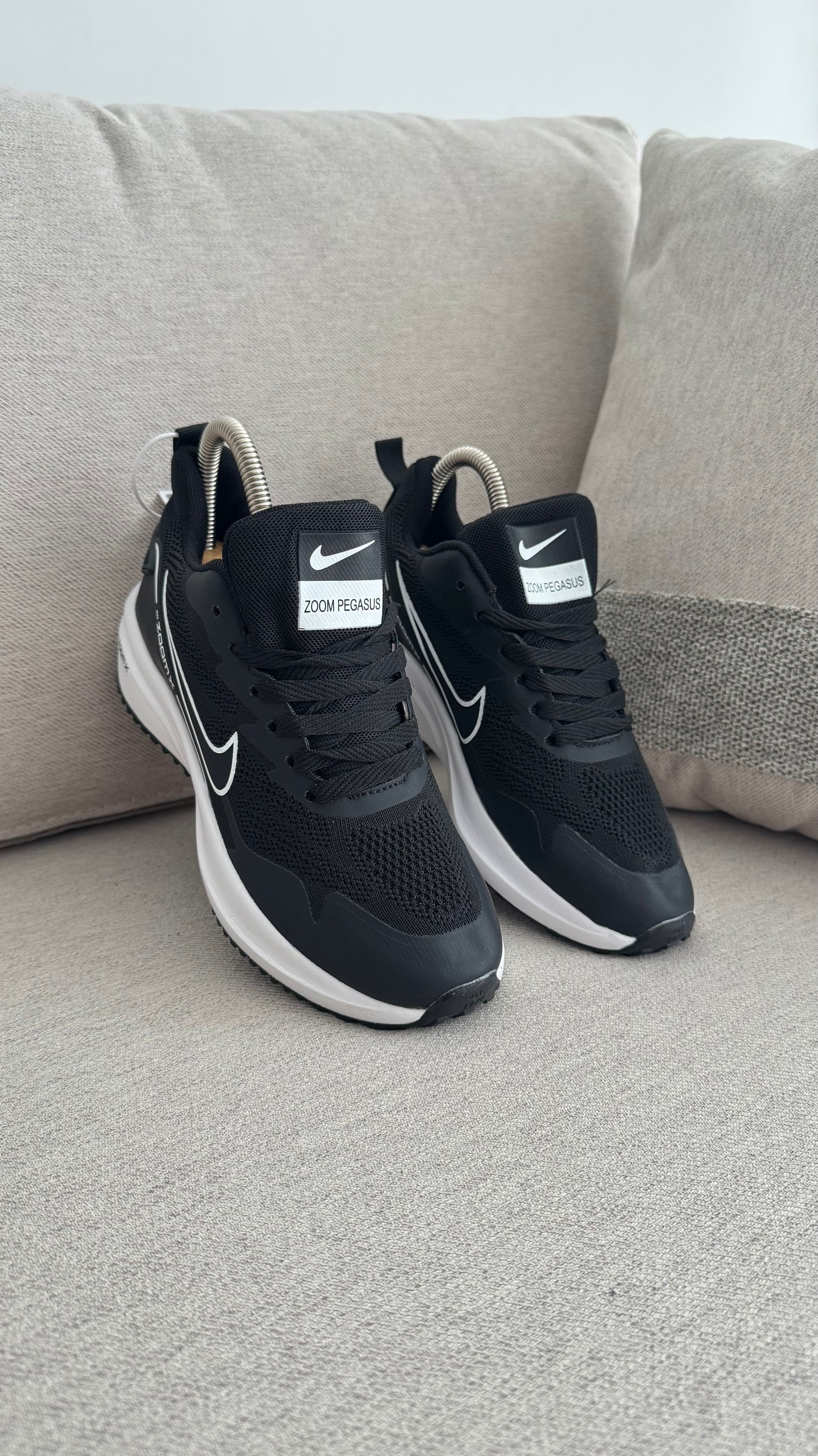 NIKE ZOOM X NEGRO BLANCO