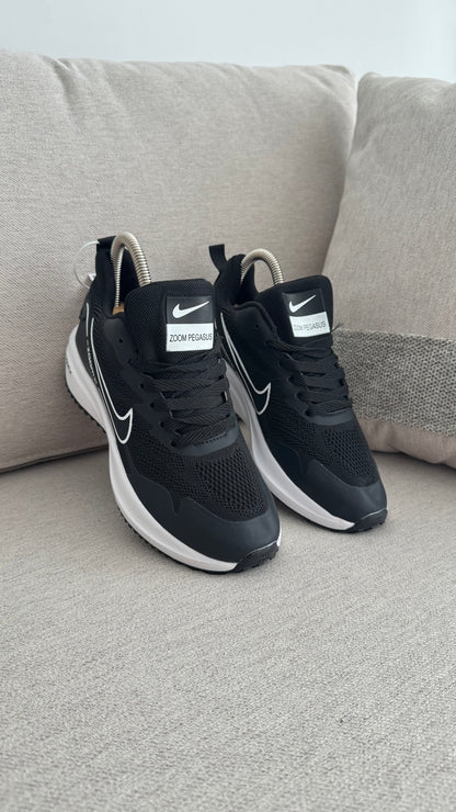 NIKE ZOOM X NEGRO BLANCO