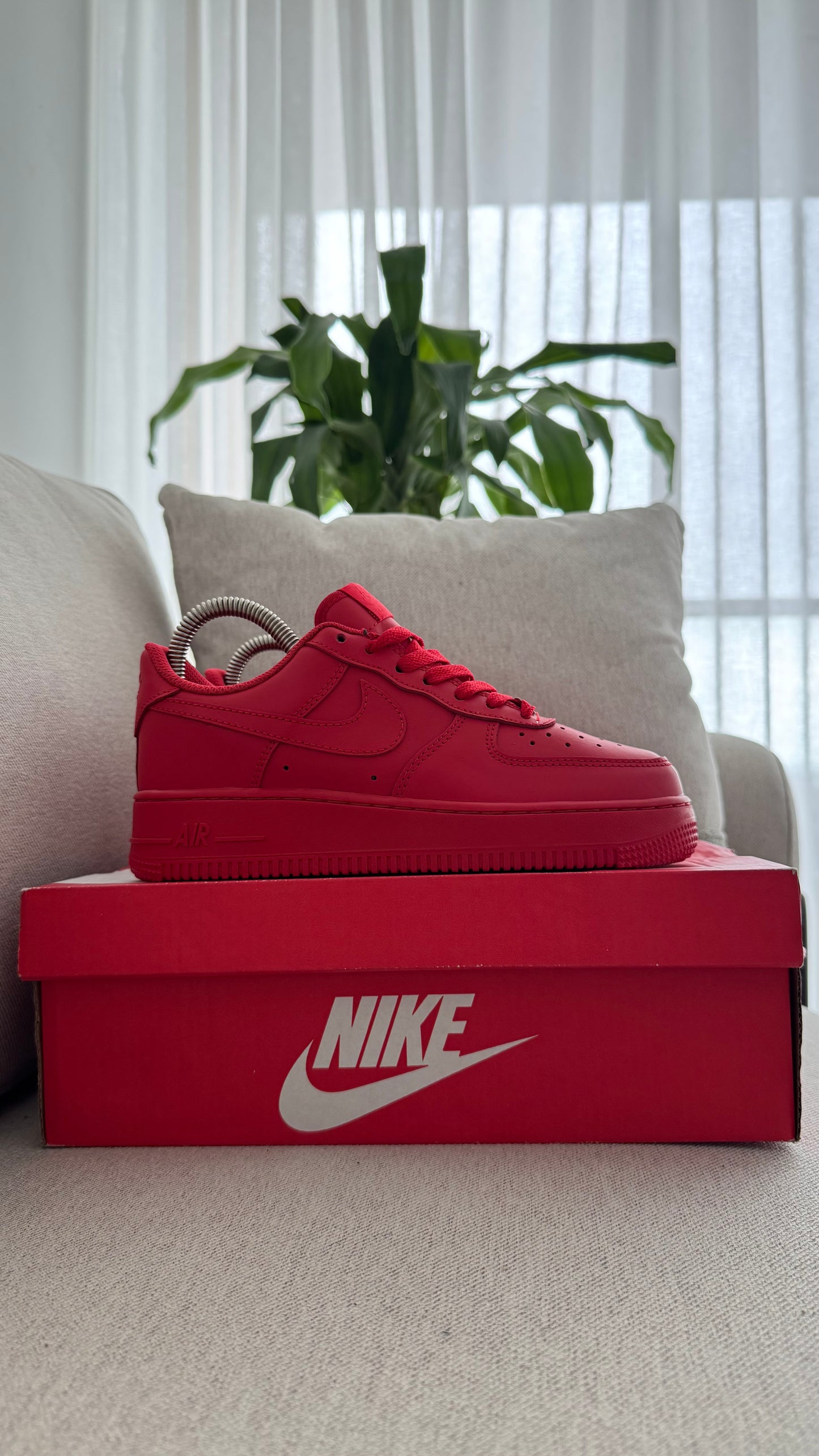 NIKE AF1 ROJO