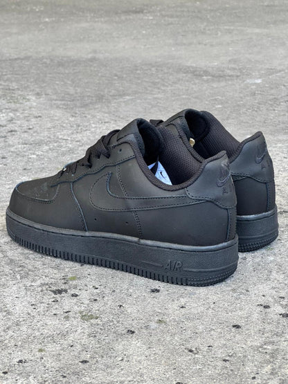 NIKE AF1 NEGRO