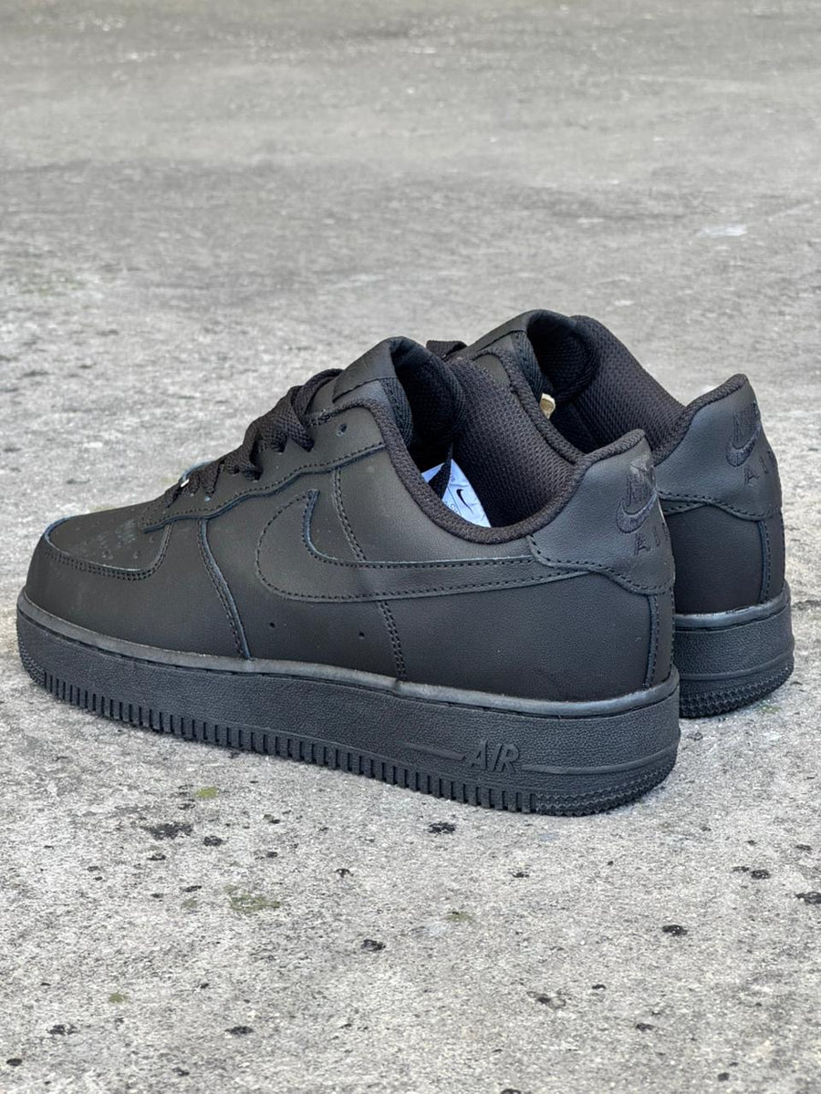 NIKE AF1 NEGRO