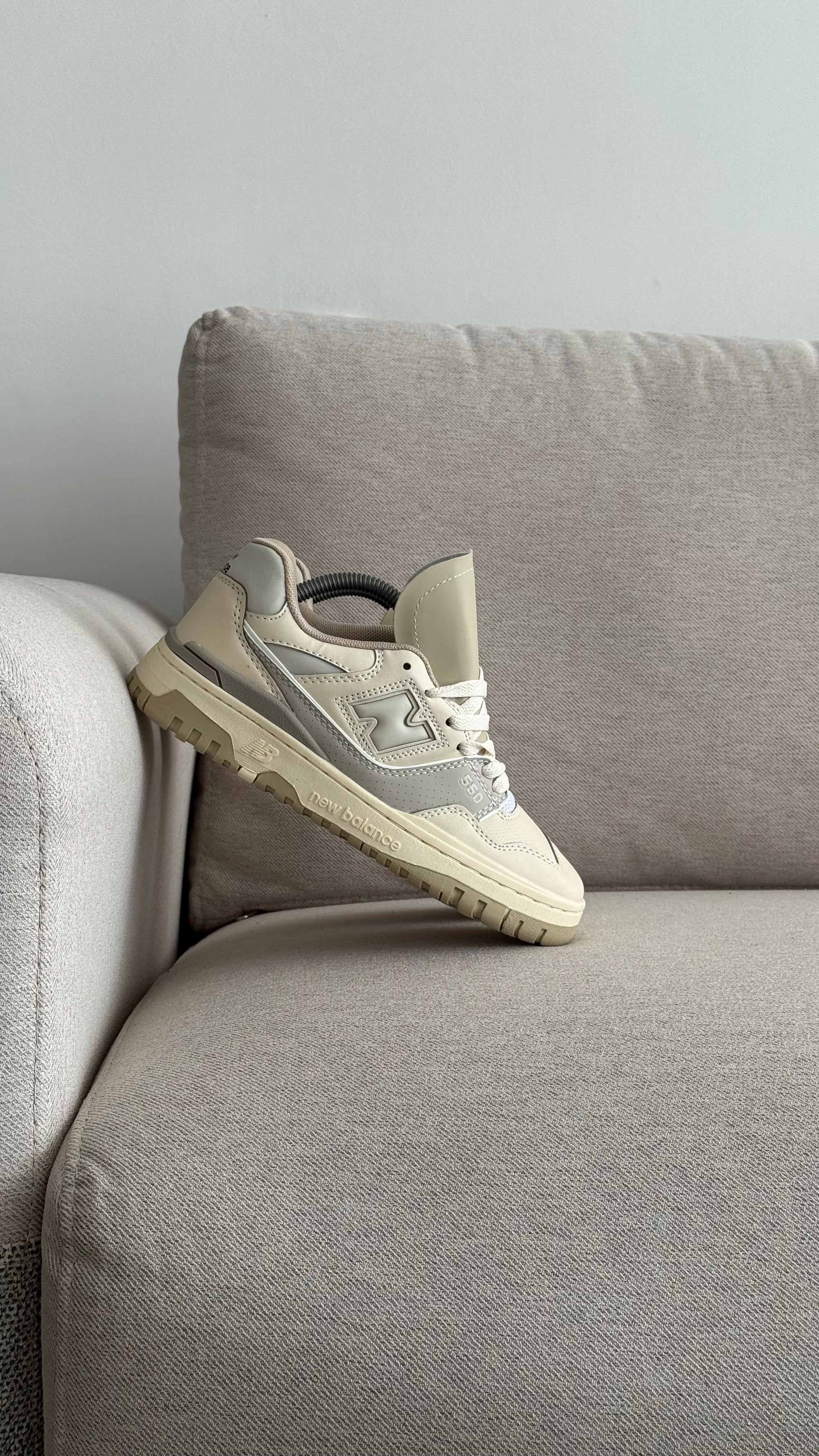 NE BALANCE 550 WBEIGE GRIS