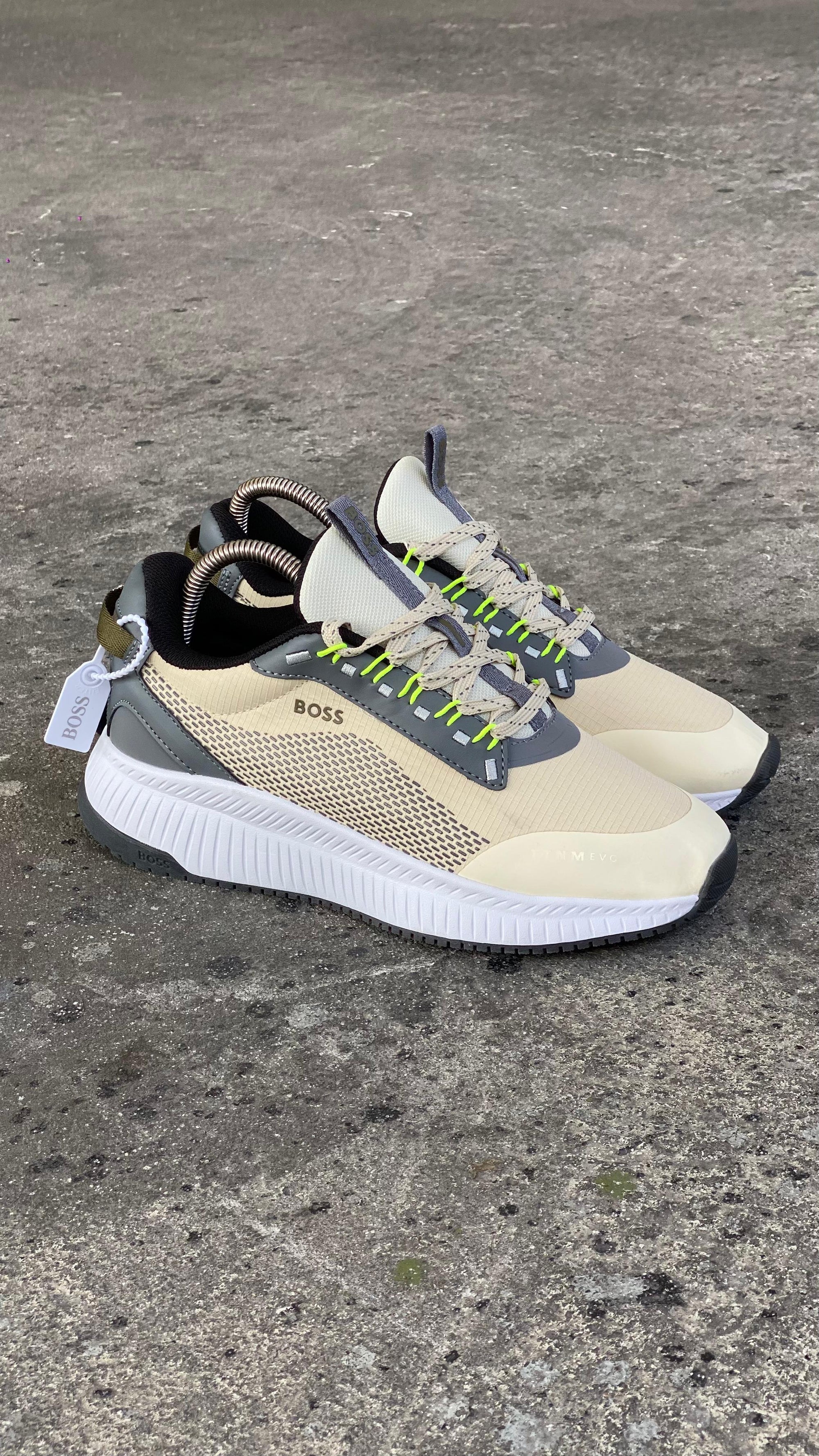 HUGO BOSS 2026 BEIGE GRIS