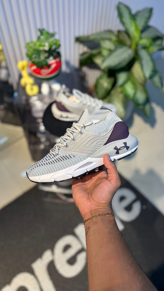 UNDER ARMOUR GRIS MORADO