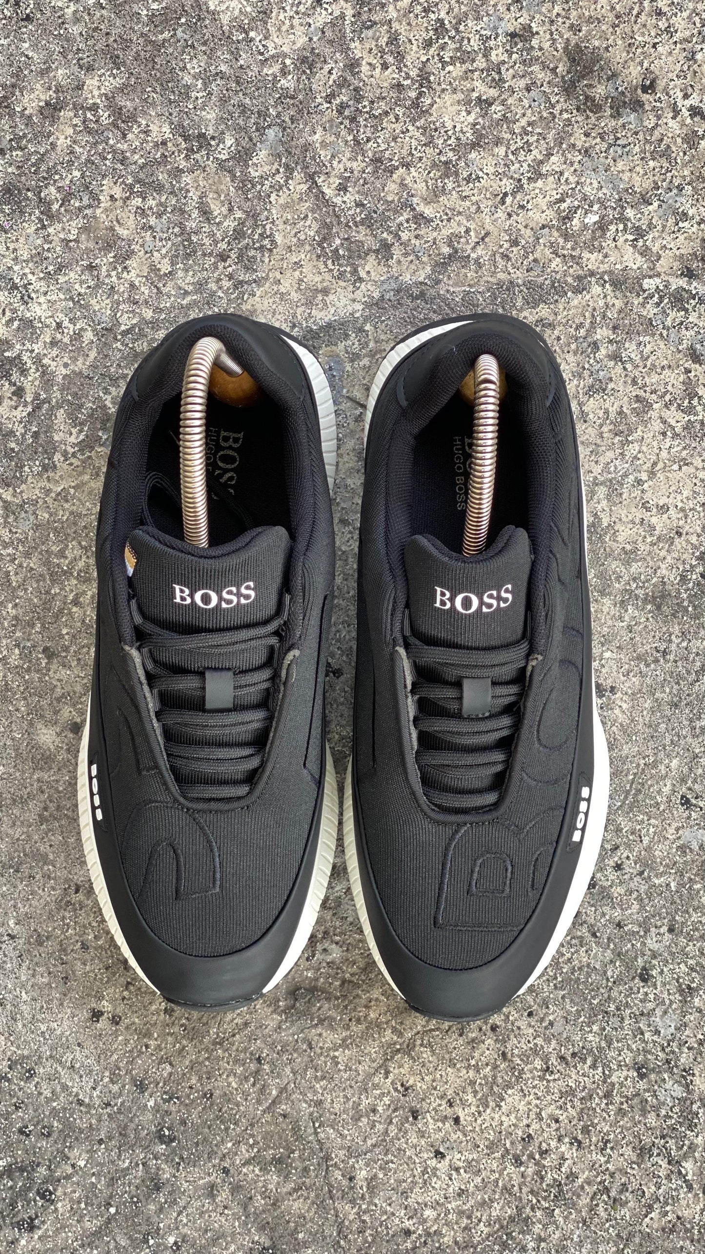 HUGO BOSS NEGRO BLANCO