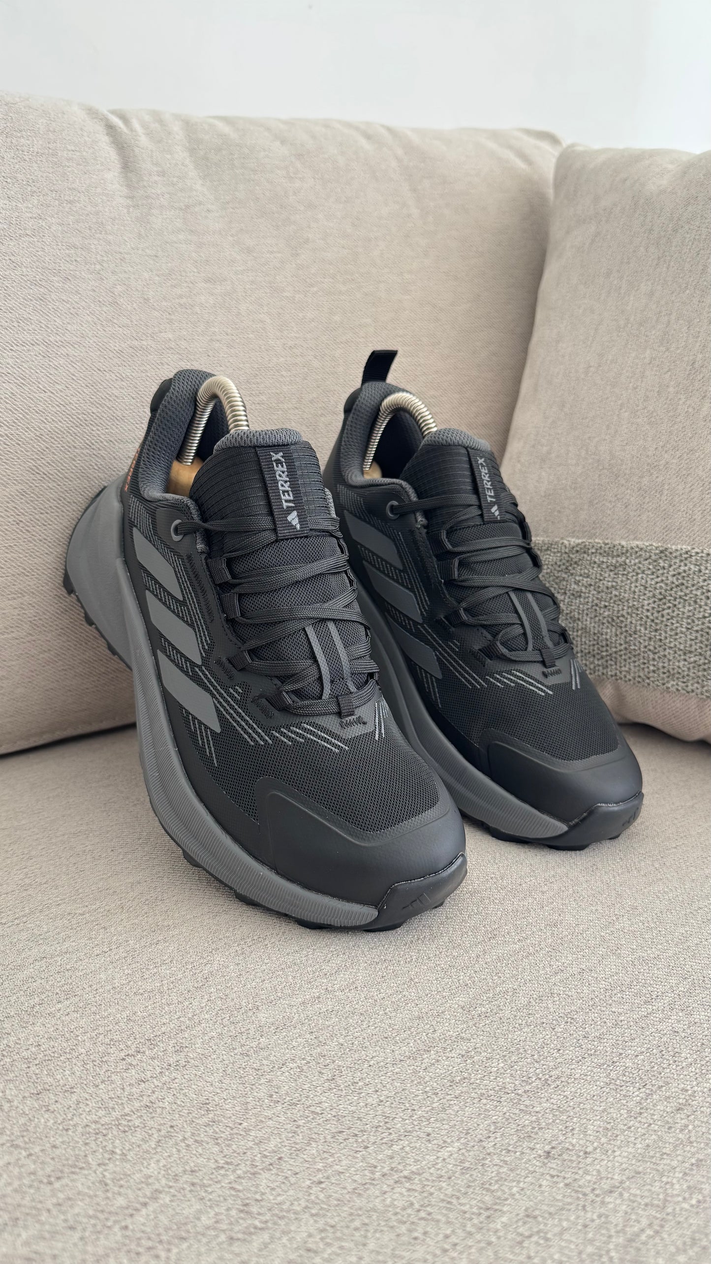 ADIDAS TERREX 2025 NEGRO GRIS