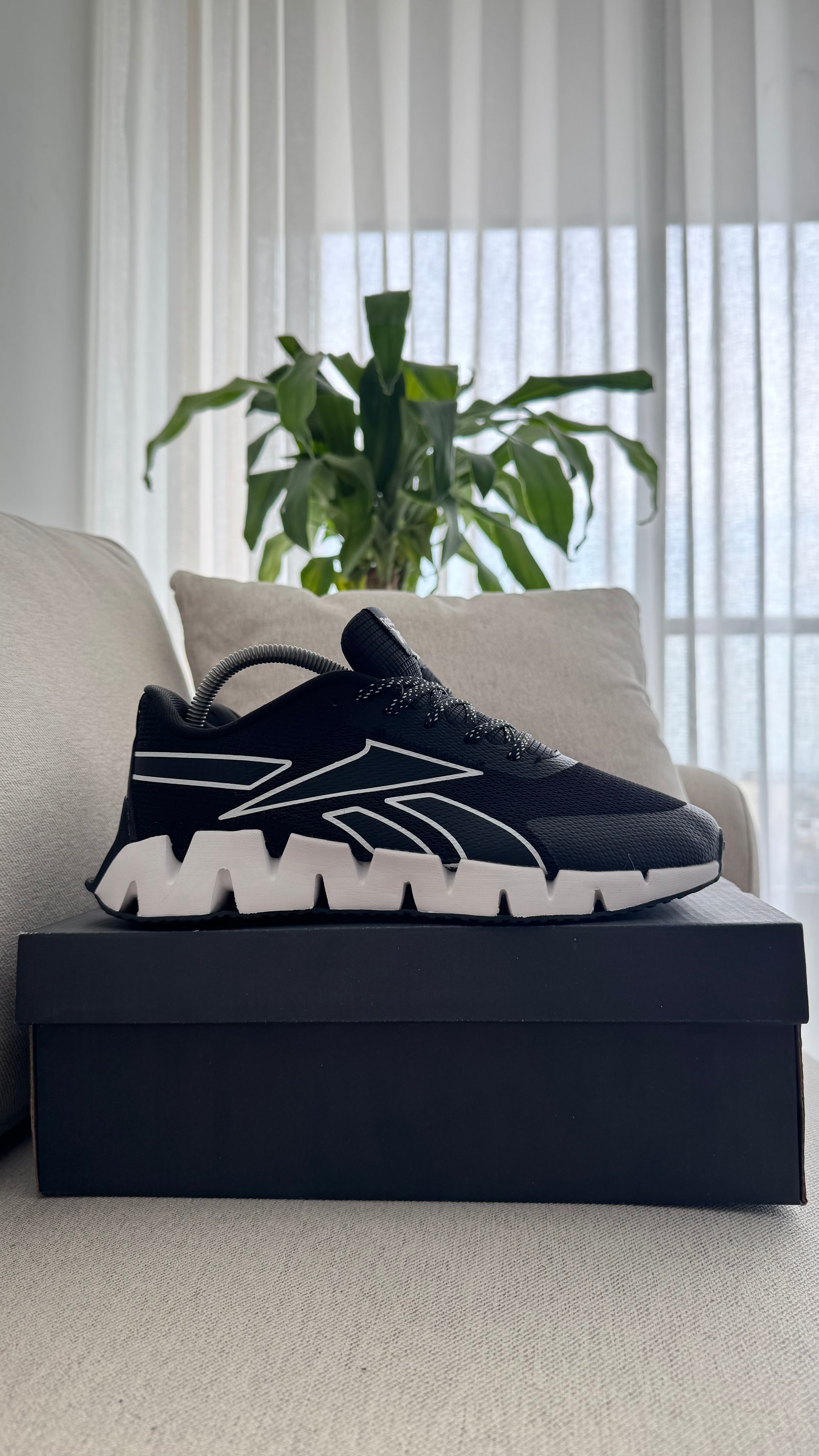 REEBOK DYNAMIC NEGRO BLANCO PROMO