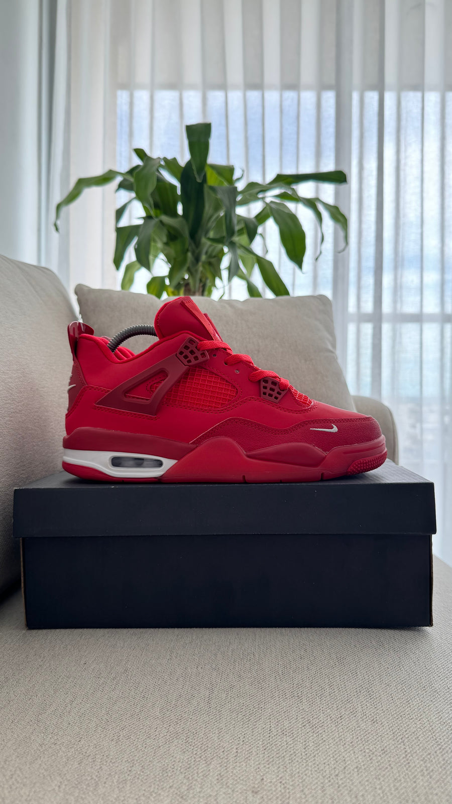 JORDAN RETRO 4 ROJA