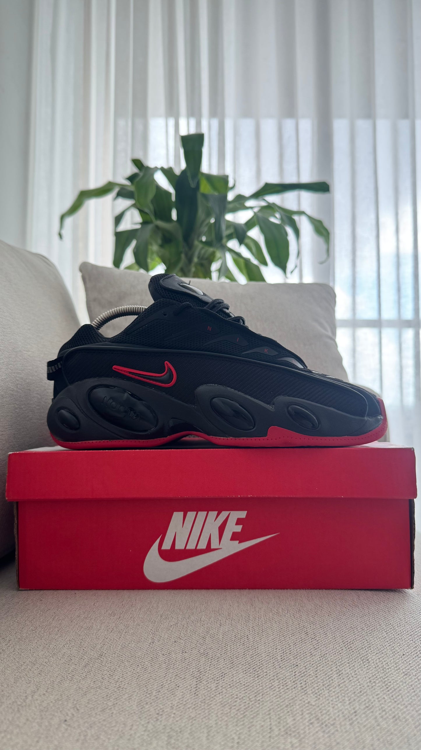 NIKE NOCTA NEGRO ROJO