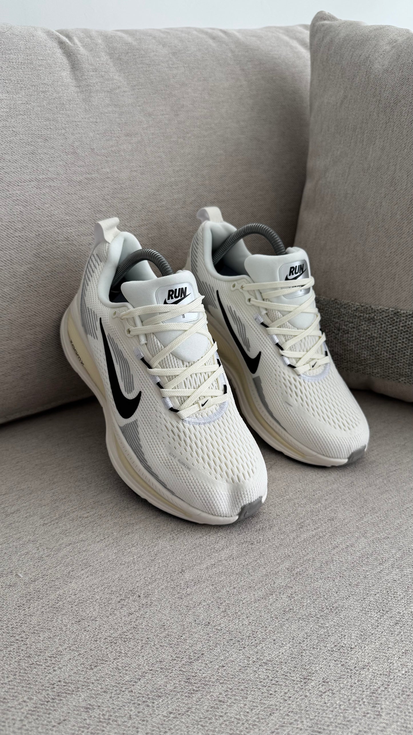 NIKE ZOOM X BLANCO BEIGE