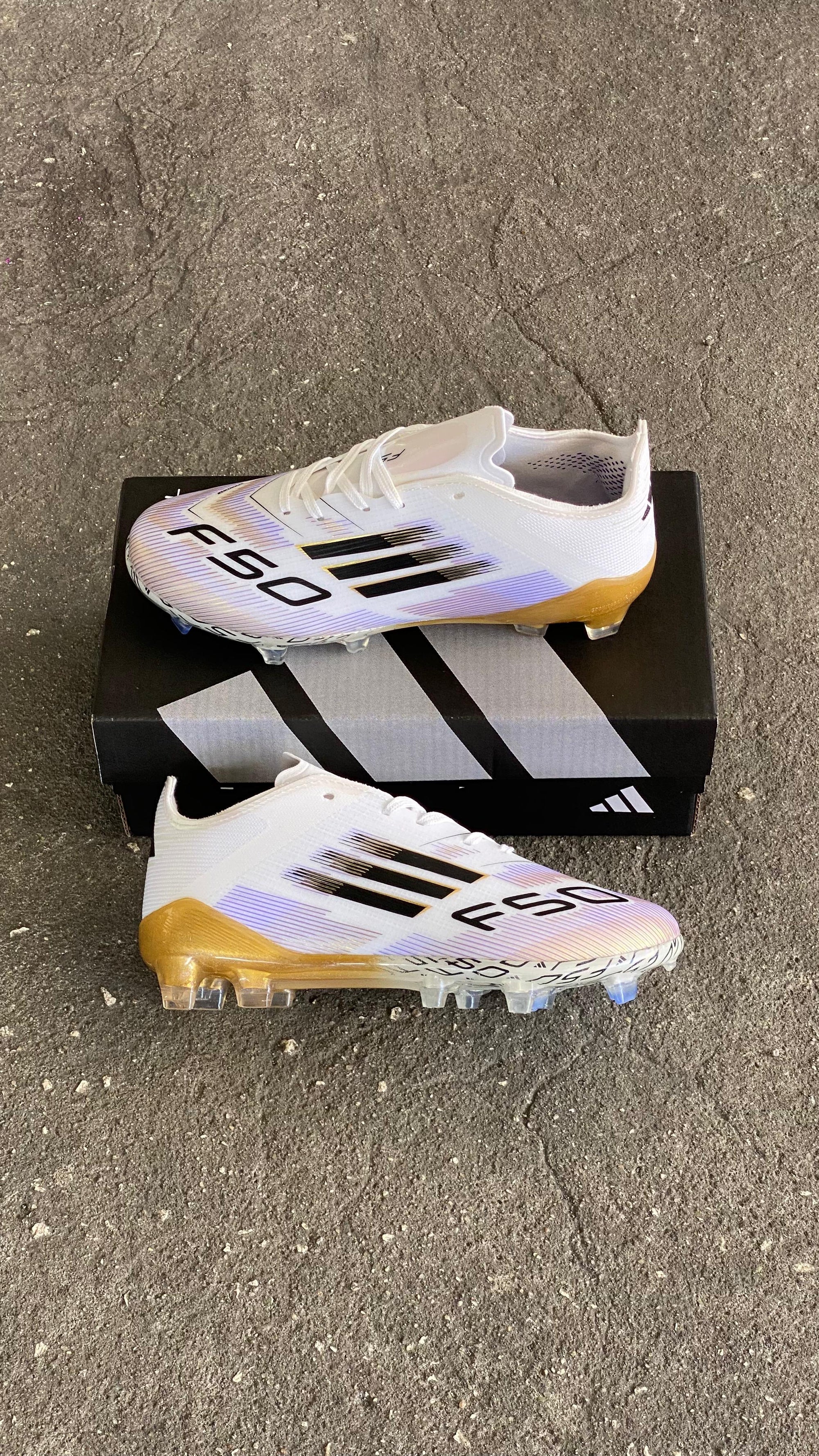 ADIDAS GUAYO F50 NIÑO DORADO