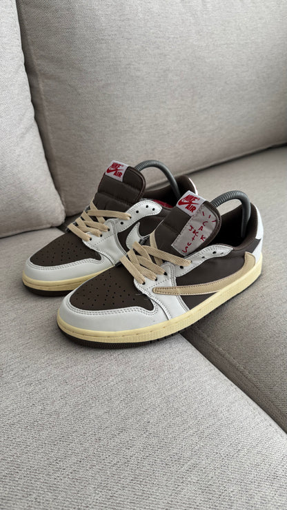 TRAVIS SCOTT BLANCA CAFE