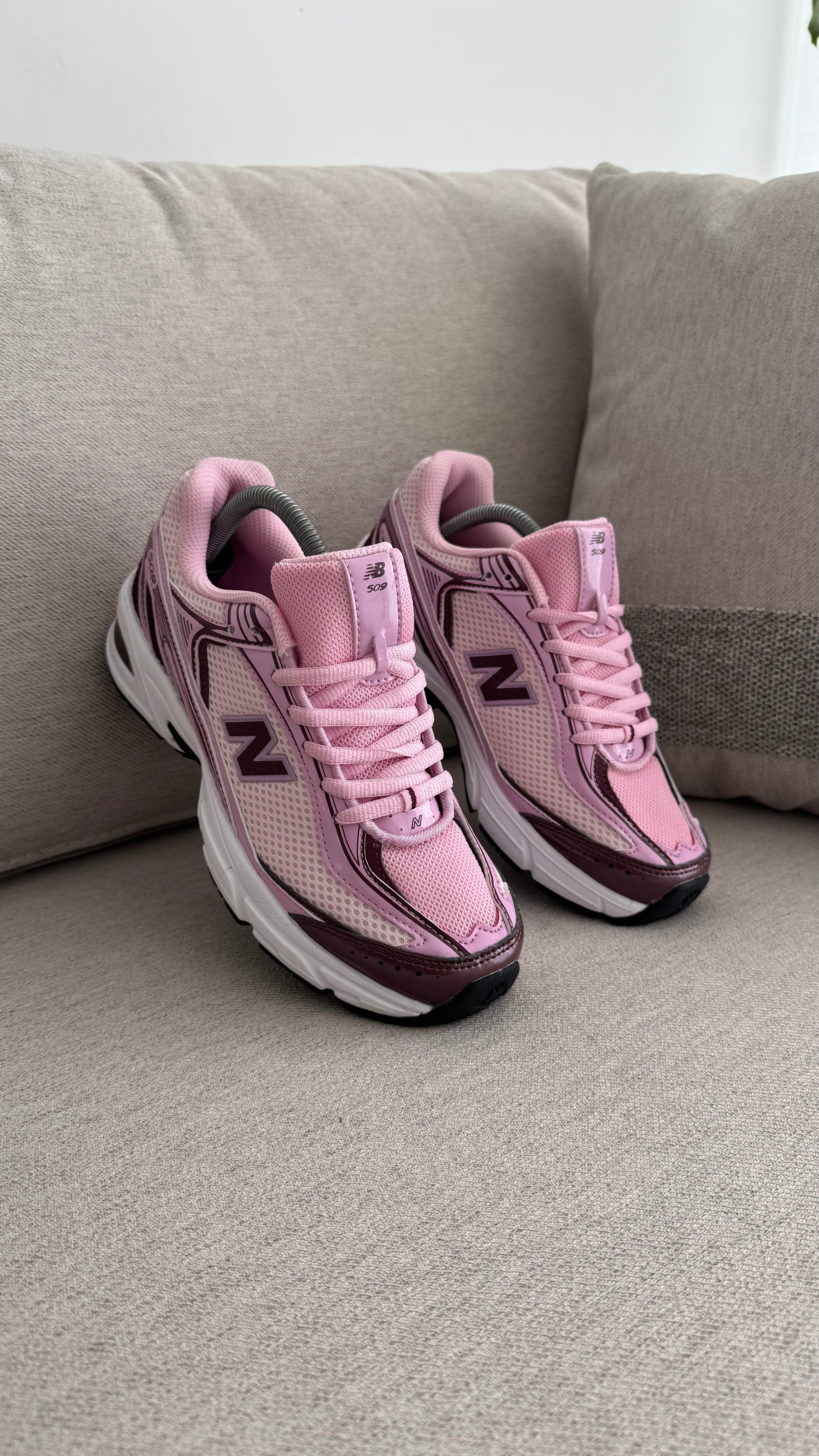 NEW BALANCE 509 ROSADO