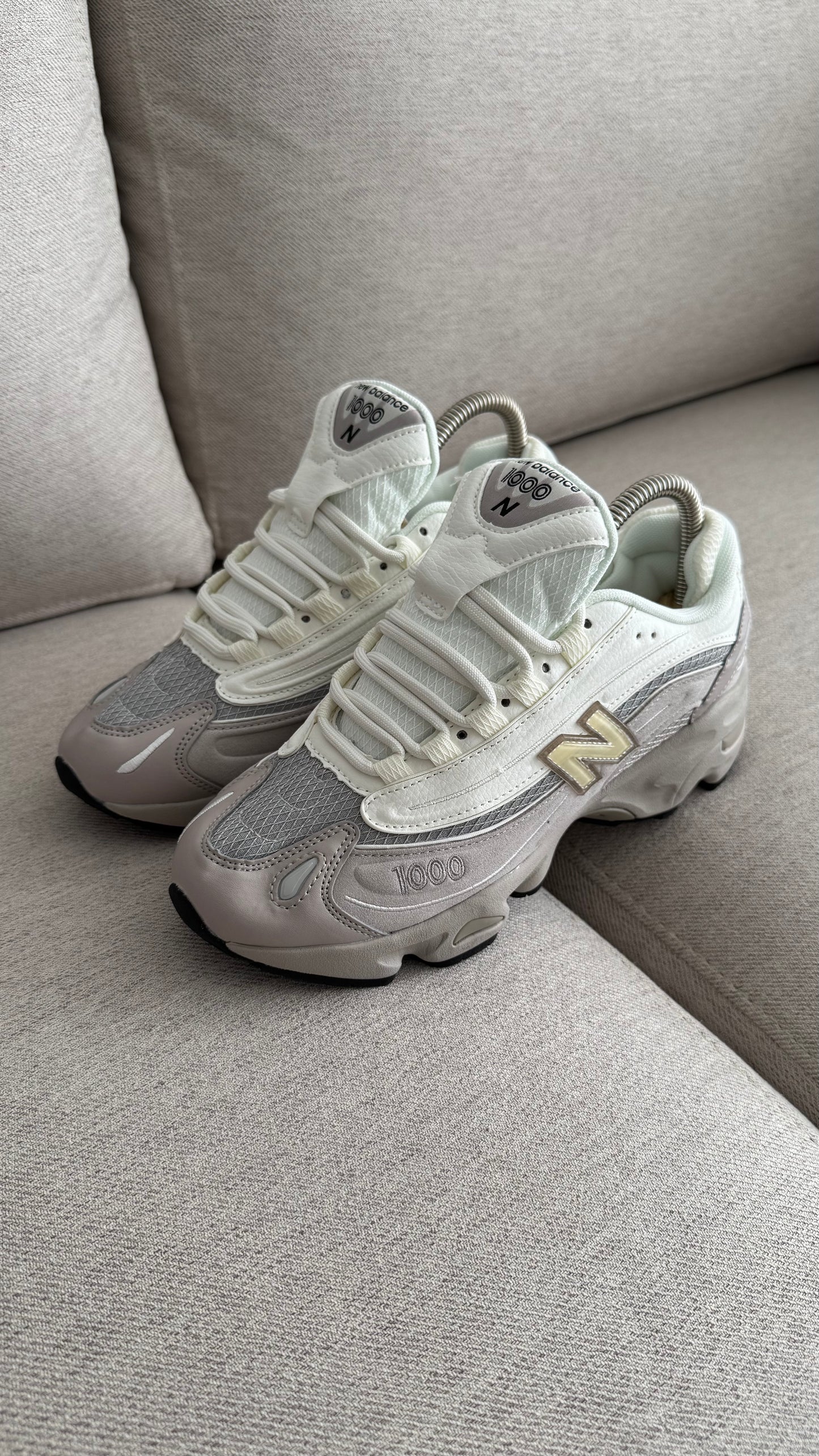 NEW BALANCE 1000 BLANCO LILA