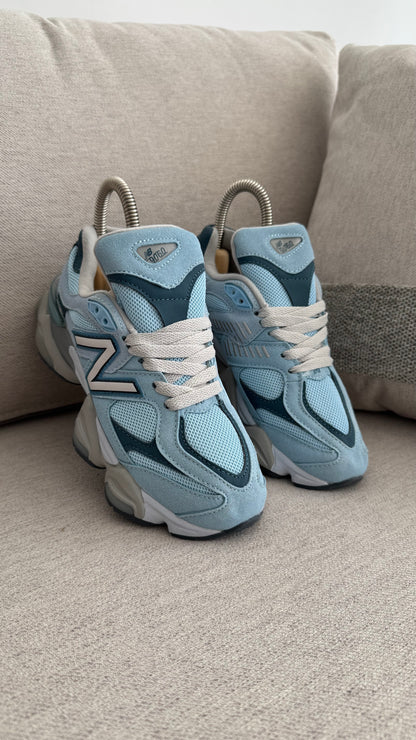 NEW BALANCE 9060 AZUL SUAVE