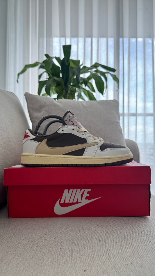 TRAVIS SCOTT BLANCA CAFE