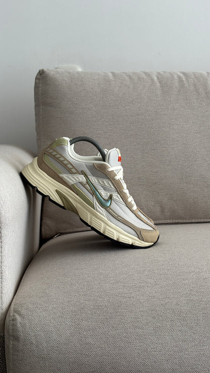 NIKE INITIATOR BEIGE VERDE