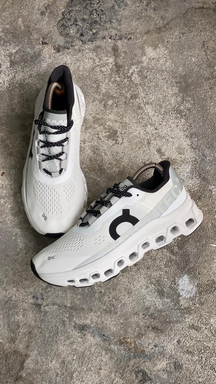 ON CLOUD BLANCO