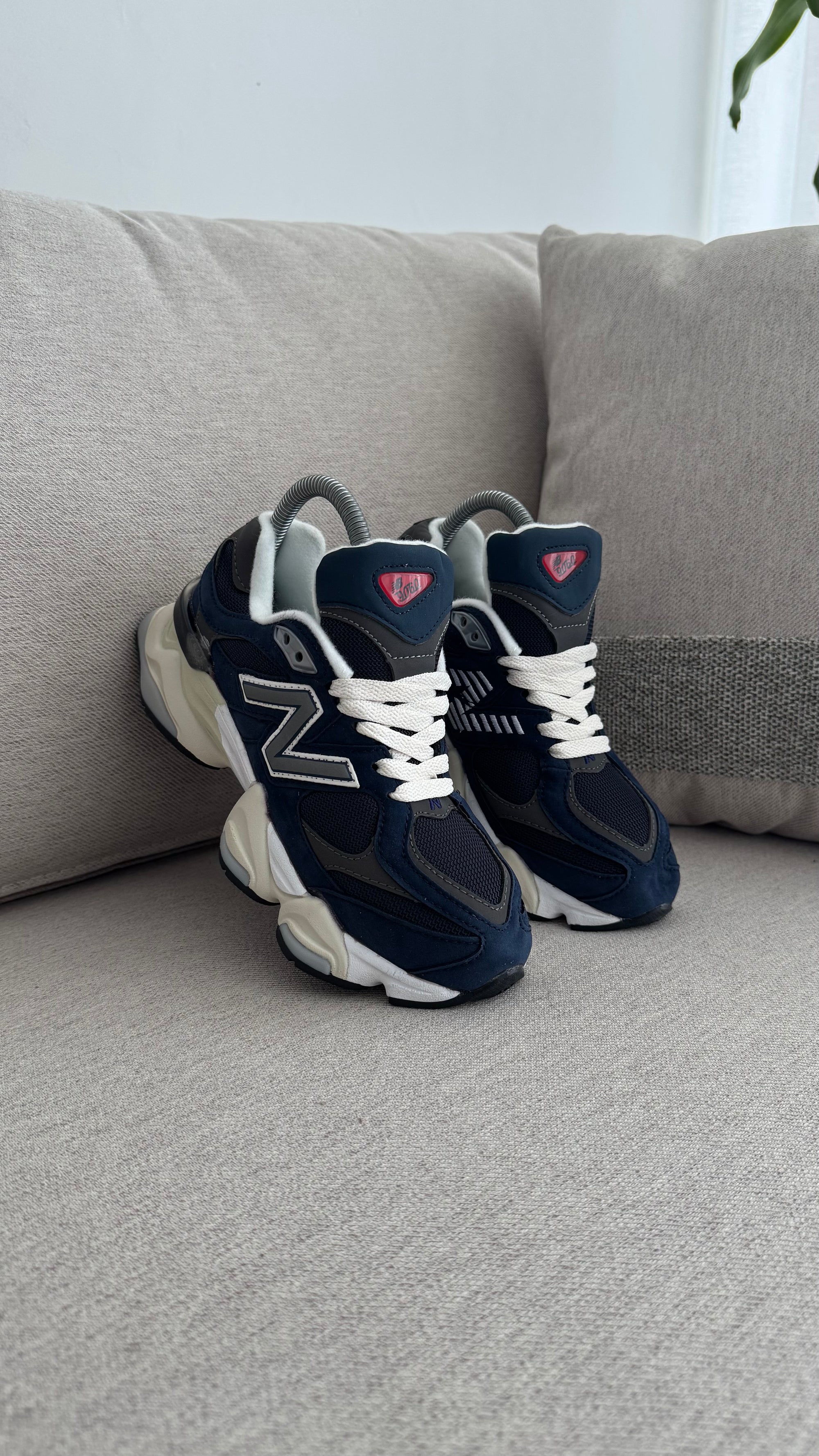 NEW BALANCE 9060 DAMA BEIGE AZUL