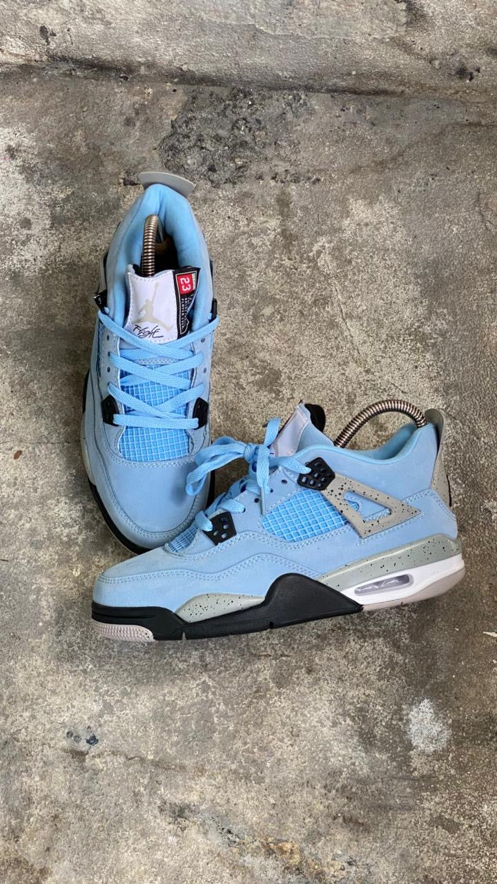 JORDAN RETRO 4 UNIVERSITY AZUL
