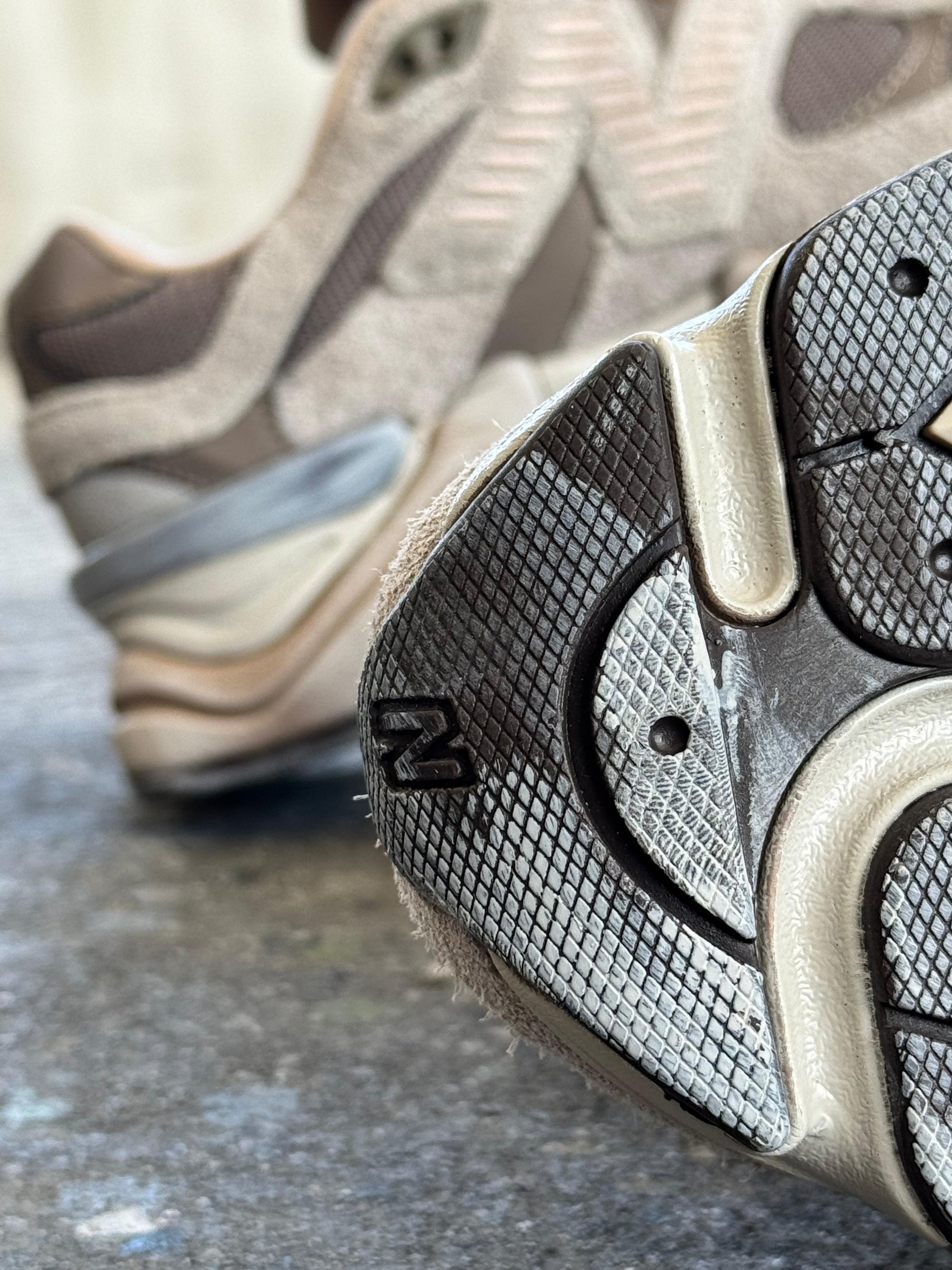NEW BALANCE 9060 CAFE CAFE