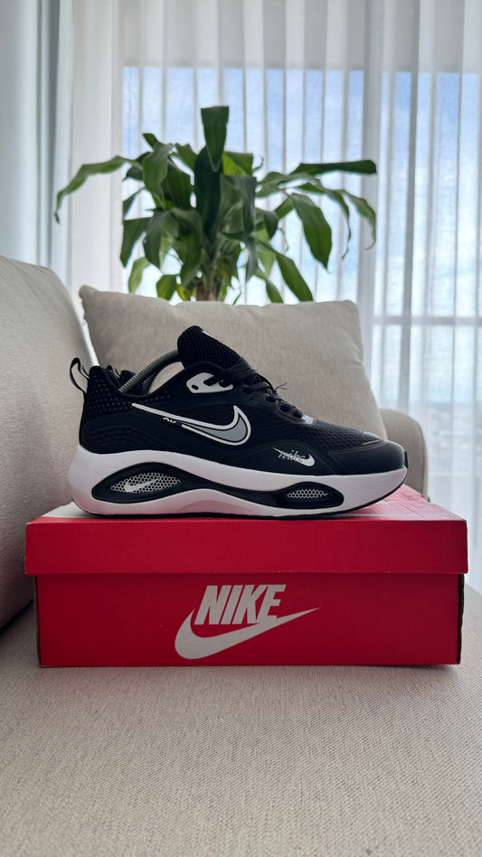 NIKE TENIS NEGRO BLANCO