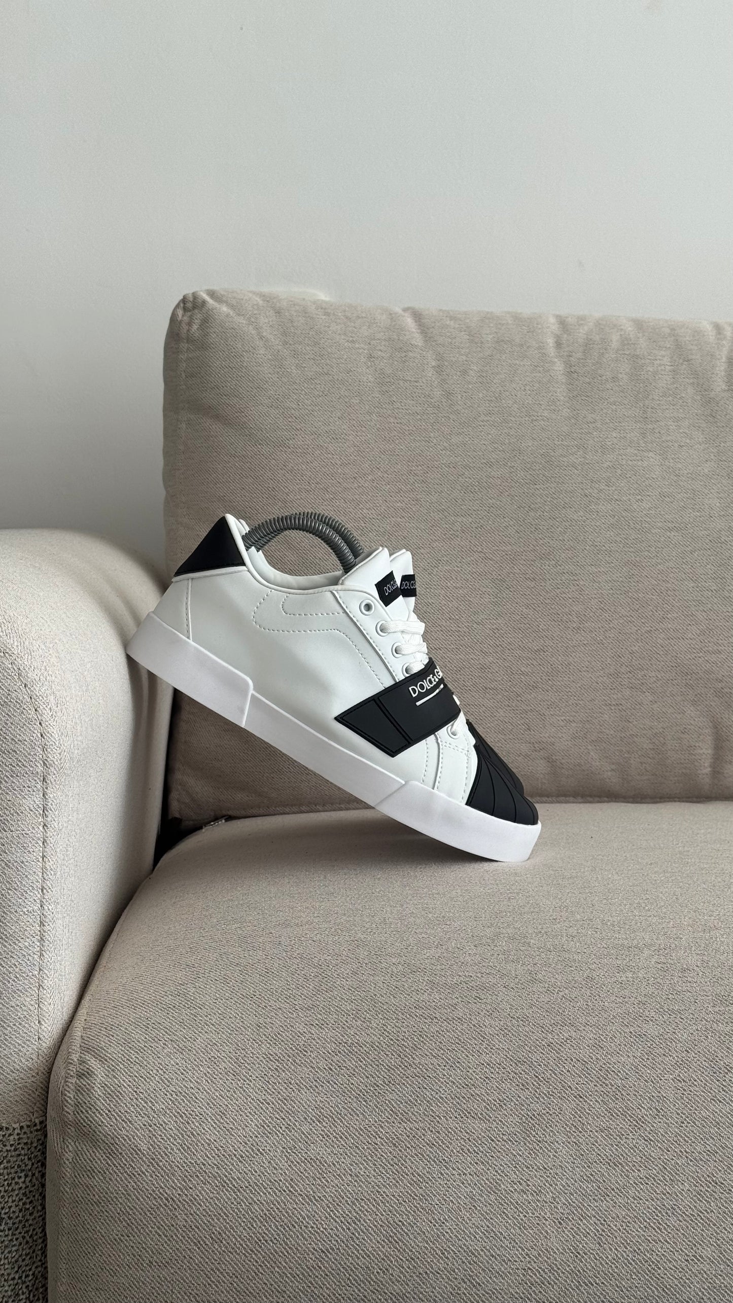 DOLCE GABBANA VELCRO BLANCO NEGRO