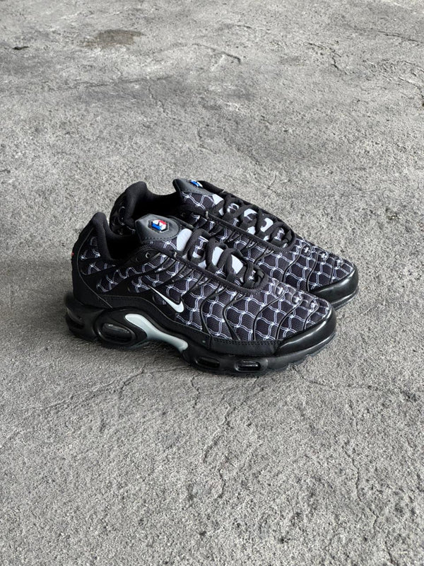 NIKE TN AJEDREZ NEGRO