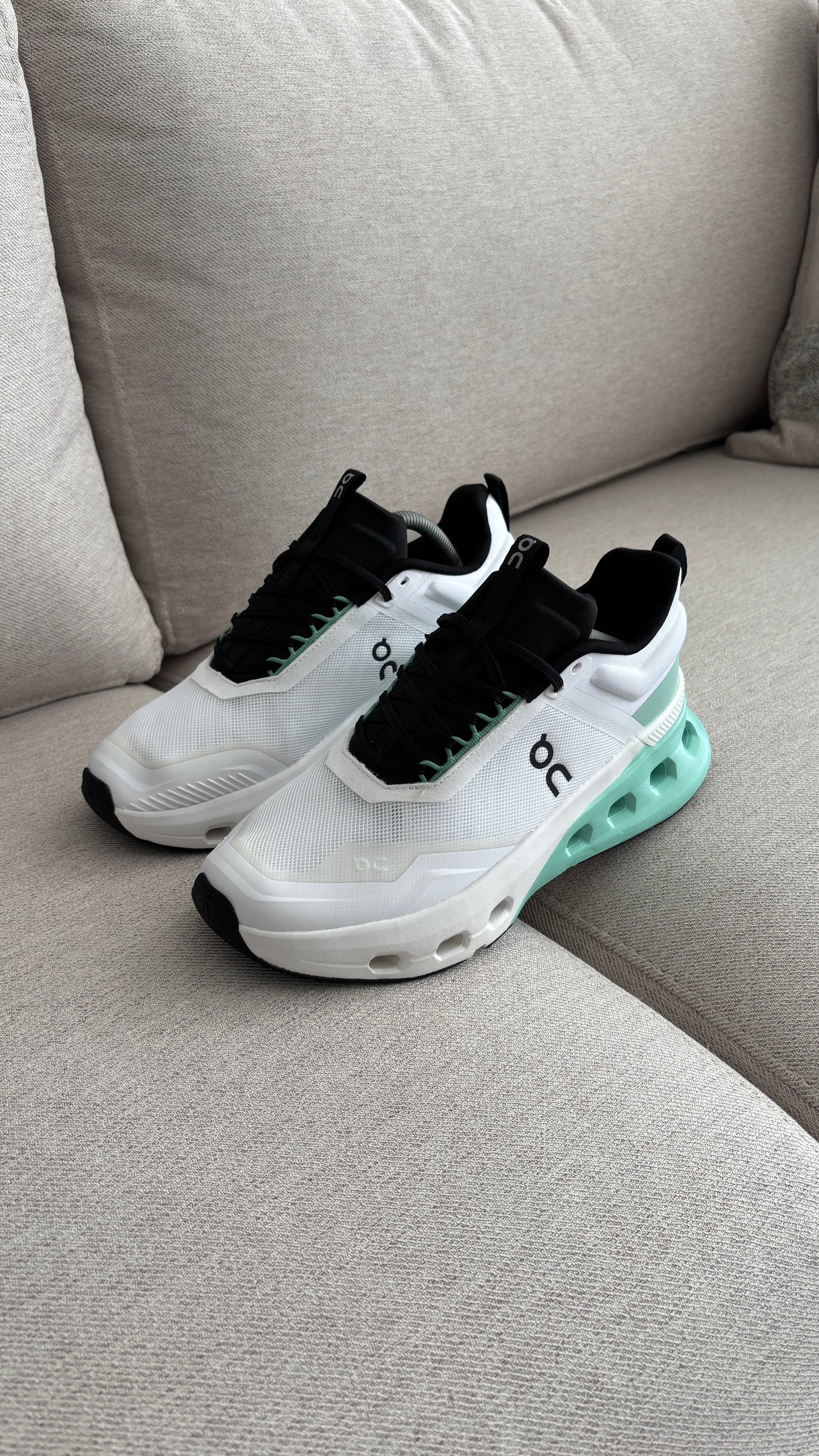 ON CLOUD BLANCO VERDE MENTA