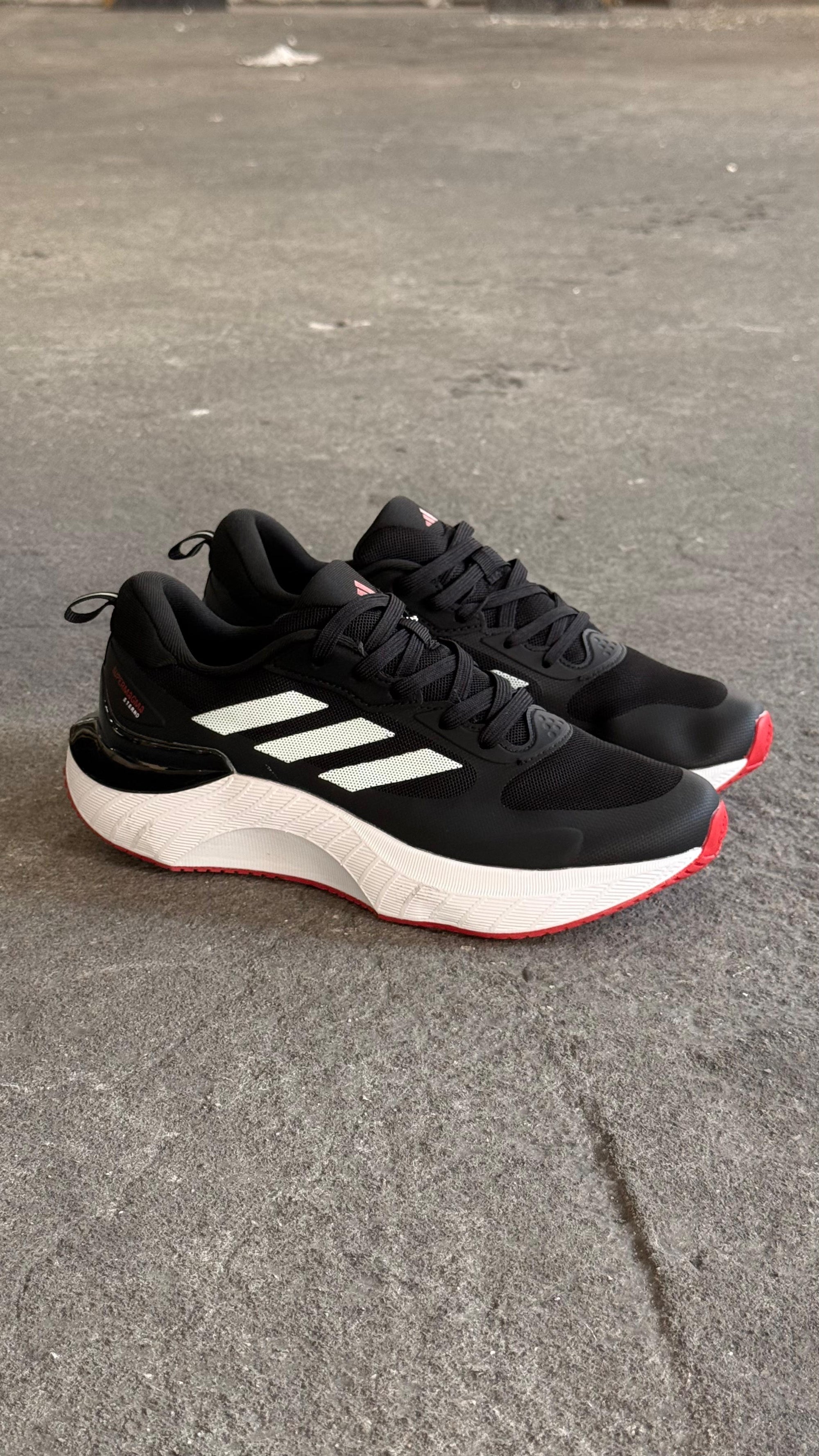 ADIDAS SUPERMAGMA NEGRO ROJO