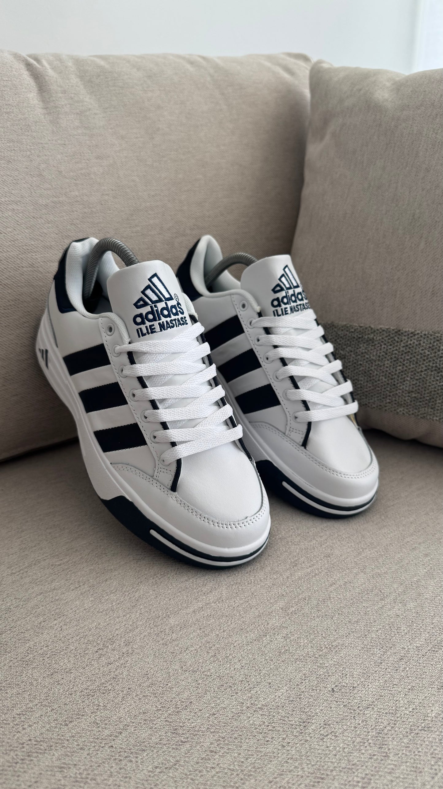 ADIDAS NASTASE BLANCO NEGRO