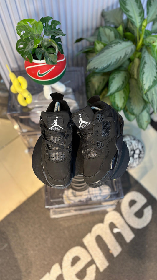 JORDAN R4 NEGRA