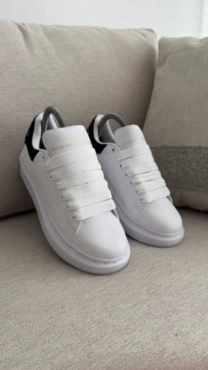 ALEXANDER MCQUEEN CLASICO BLANCO NEGRO