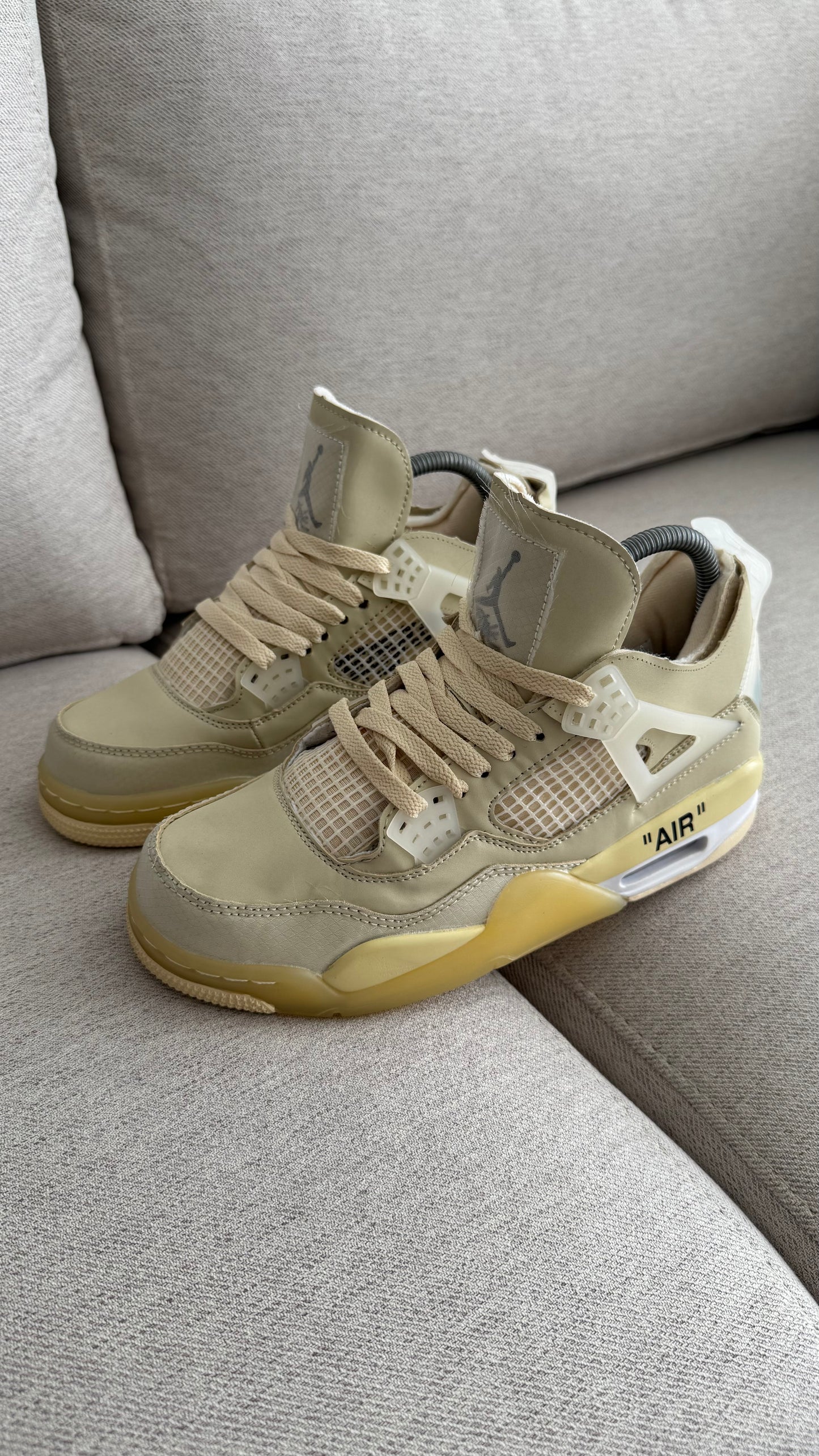 JORDAN RETRO 4 NEYMAR