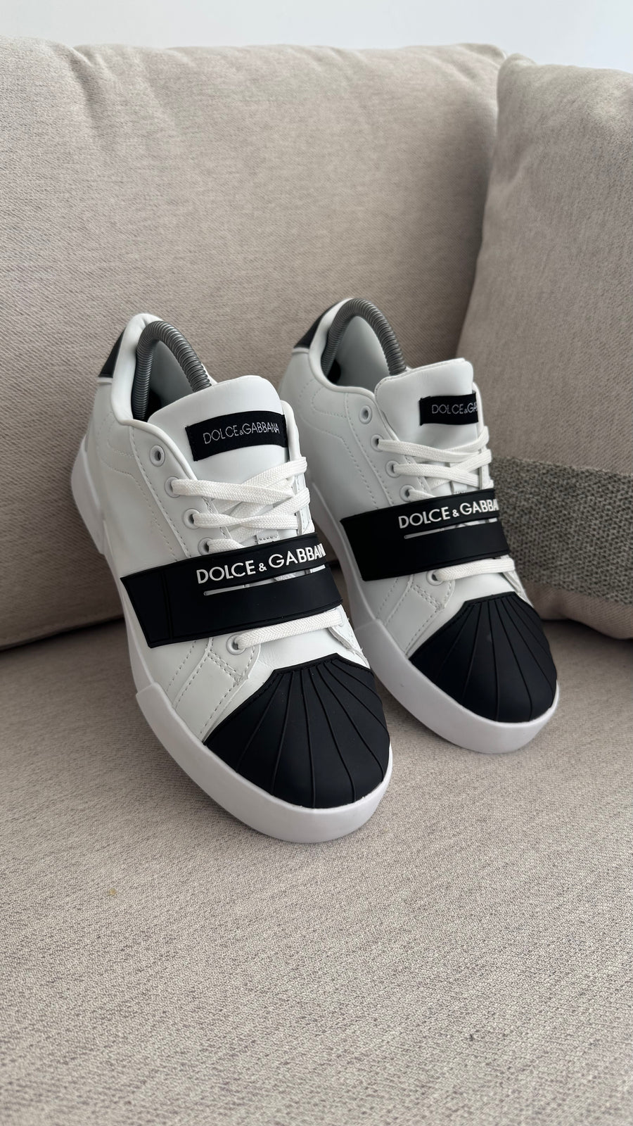 DOLCE GABBANA VELCRO BLANCO NEGRO