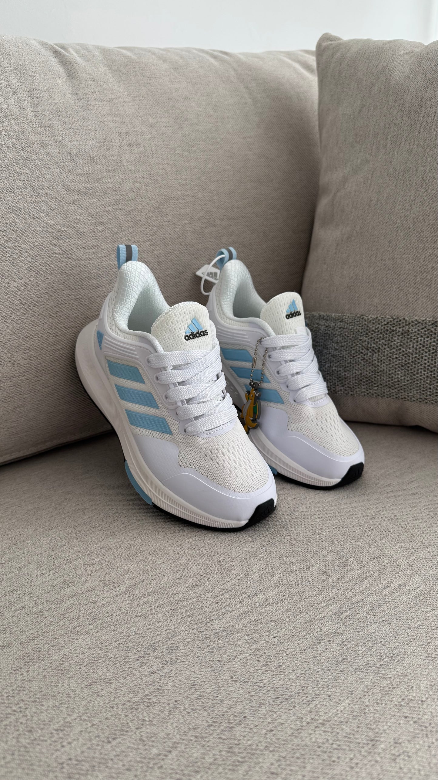 ADIDAS BOUNCE BLANCO AZUL NIÑO