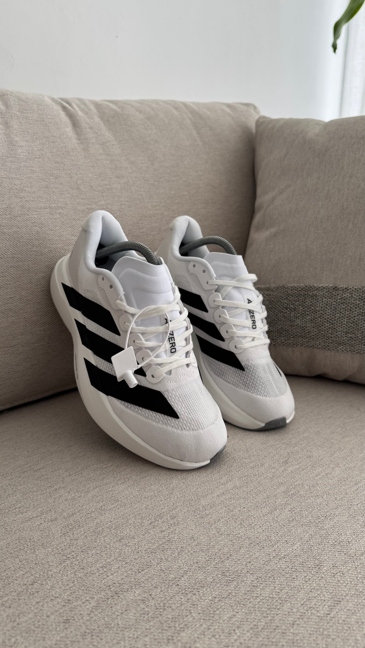 ADIDAS ADIZERO BLANCO NEGRO