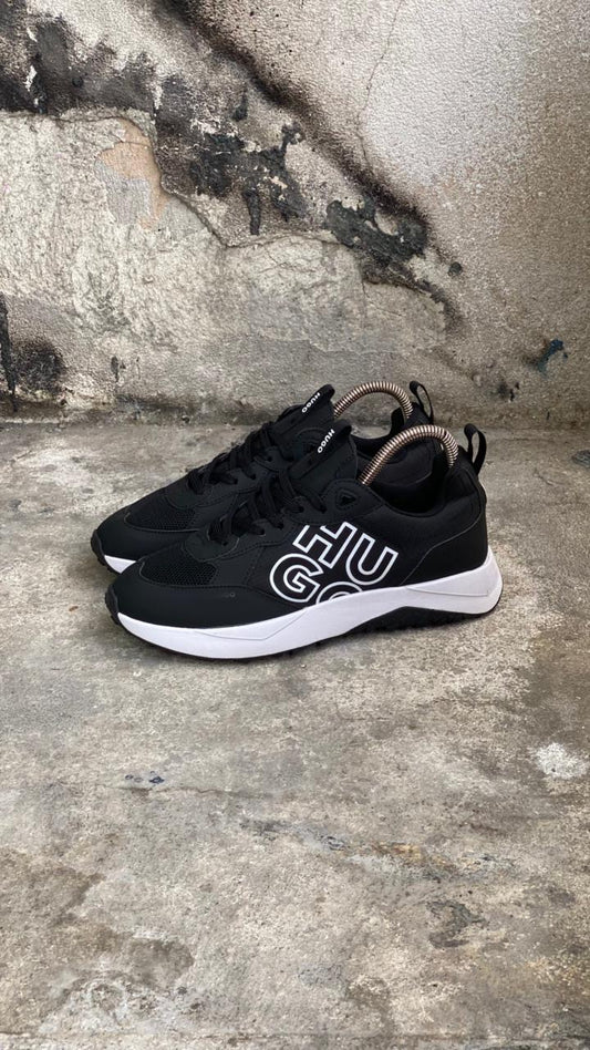 HUGO BOSS CLASICO NEGRO BLANCO LETRA