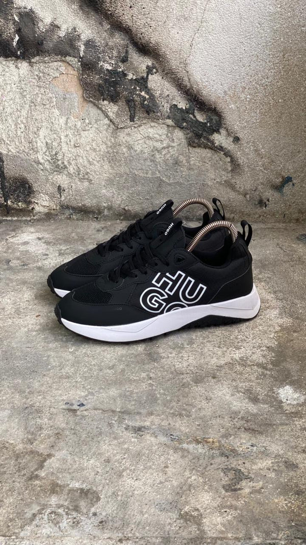 HUGO BOSS CLASICO NEGRO BLANCO LETRA