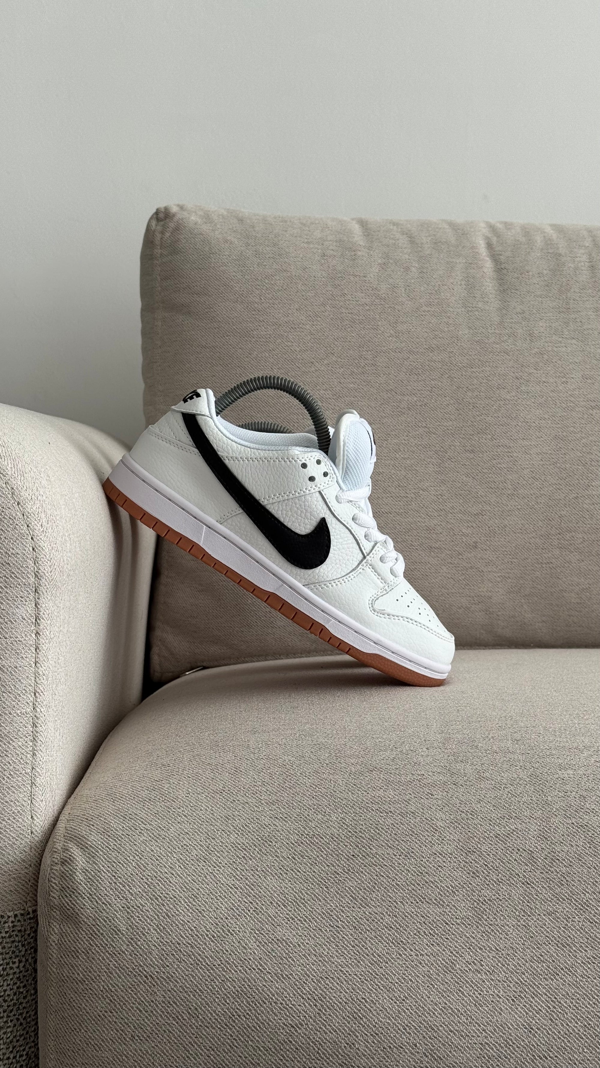 NIKE SB LEYENDA BLANCO NEGRO