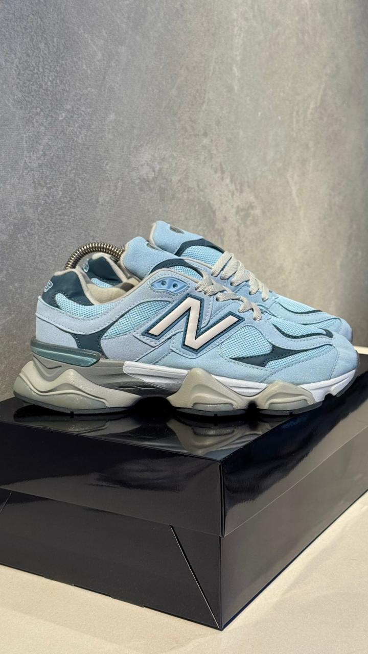NEW BALANCE 9060 AZUL SUAVE
