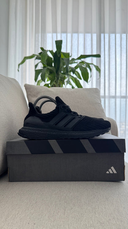 ADIDAS ULTRABOOST CLASICO NEGRO