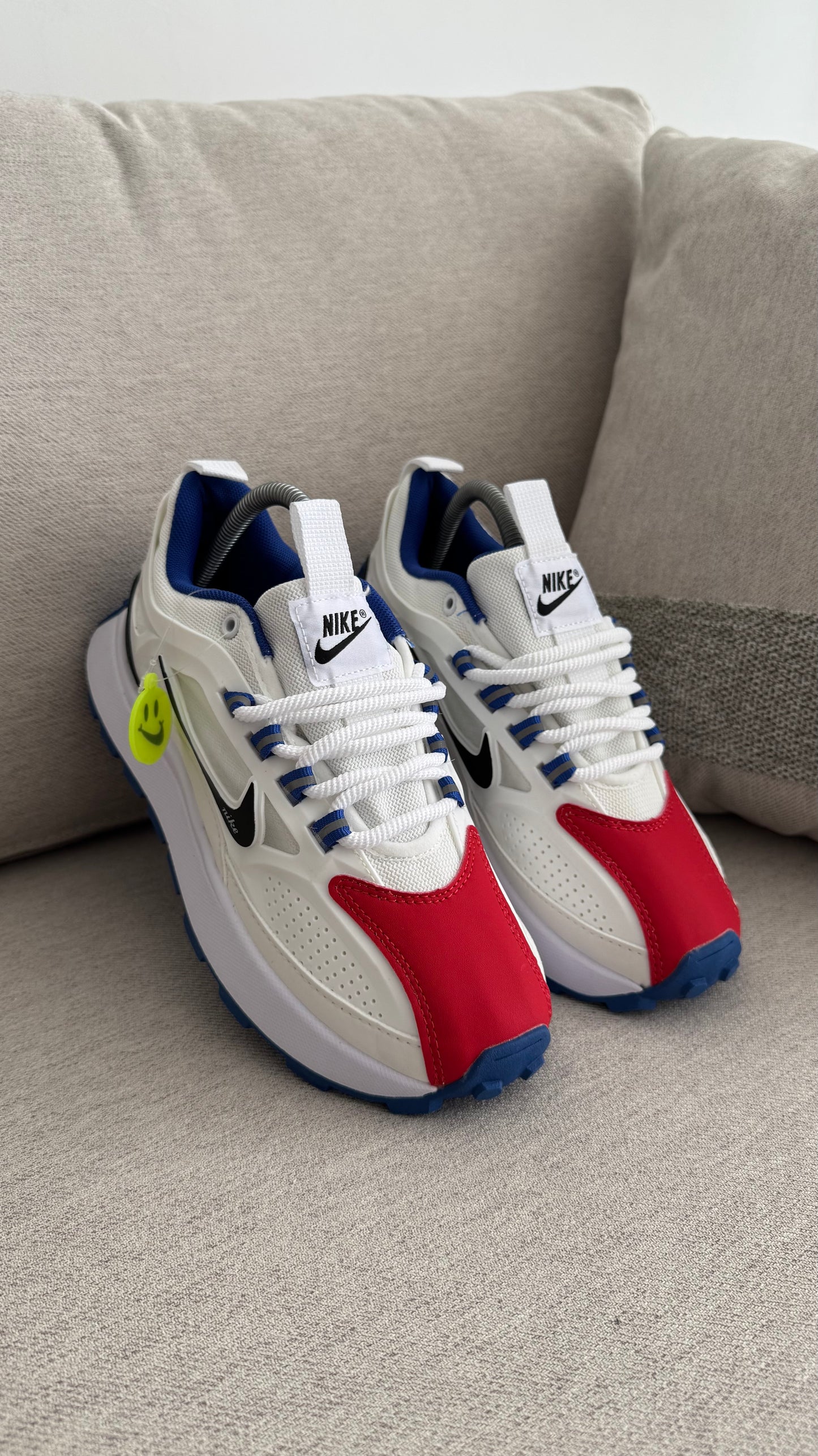 NIKE BALLELY JUNIOR BLANCO AZUL