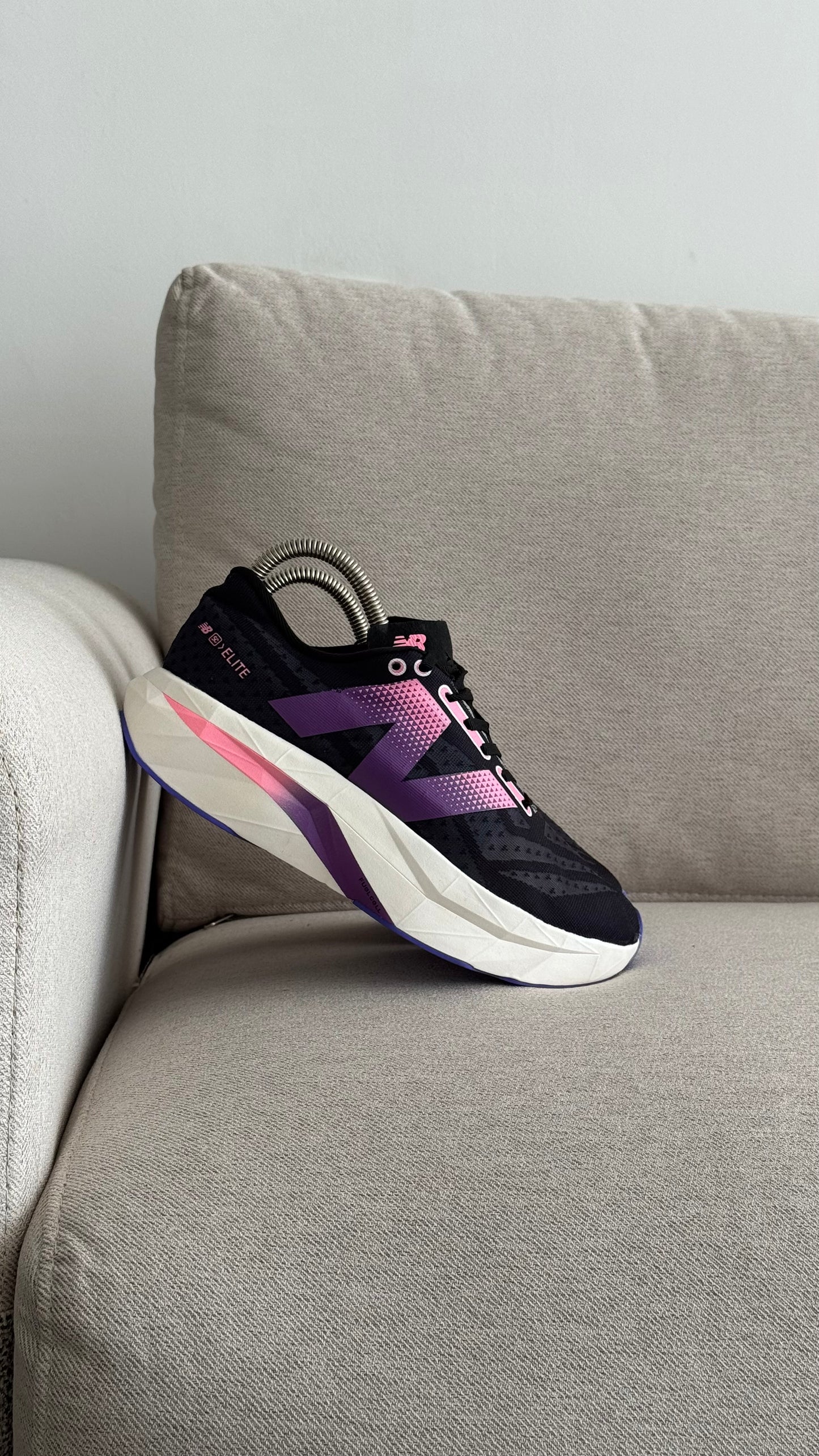 NEW BALANCE ELITE NEGRO MORADO