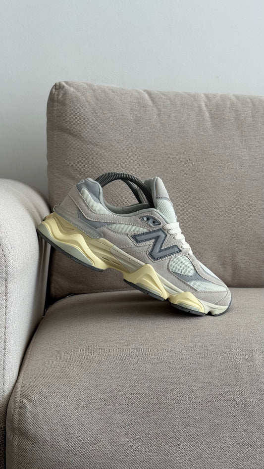 NEW 9060 BEIGE BEIGE