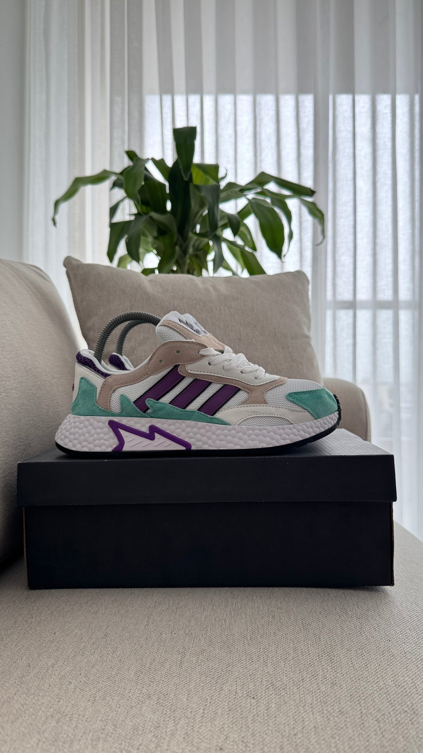 ADIDAS JOGGER MORADO